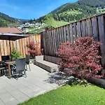 Apartamento Am Park With Hottub *