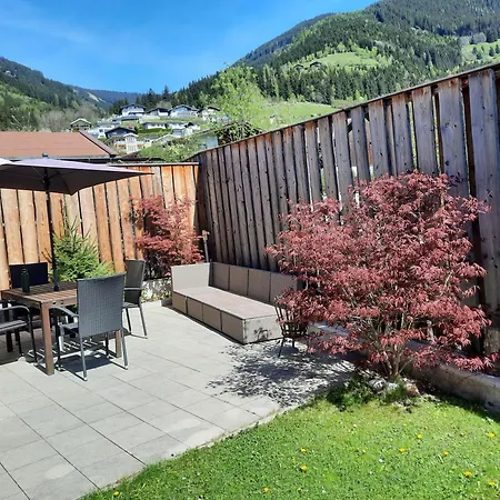 Apartmán Am Park With Hottub *