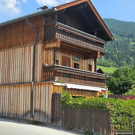 Apartmán Am Park With Hottub