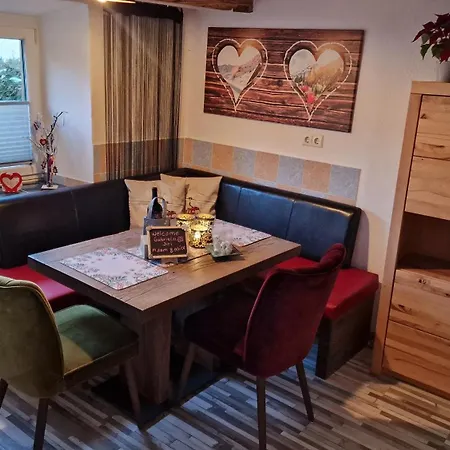 Am Park With Hottub ピーゼンドルフ