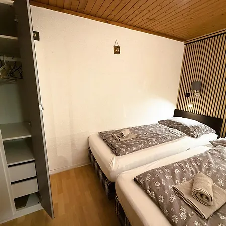 アパート Am Park With Hottub *